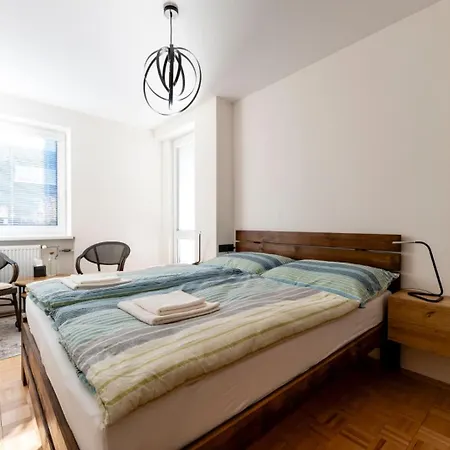 Julius & Amalia アパート